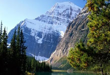 雷速体育官网：[国际足球]内马尔角球直接破门领衔一周十佳进球.